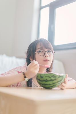 别墅里的轮换2获奖情况,办公室荡乳欲伦交换BD电影